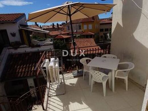 Luxury Apartment for sale in Rovinj, 364 000 €, Photo 1