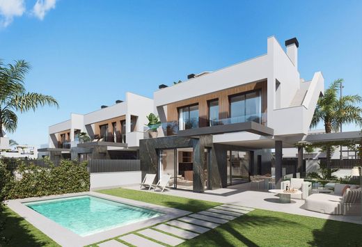 Luxury House for sale in Torre-Pacheco, 755 000 €, Photo 1
