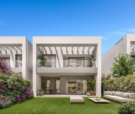 Luxury House for sale in Elviria, 950 000 €, Photo 2