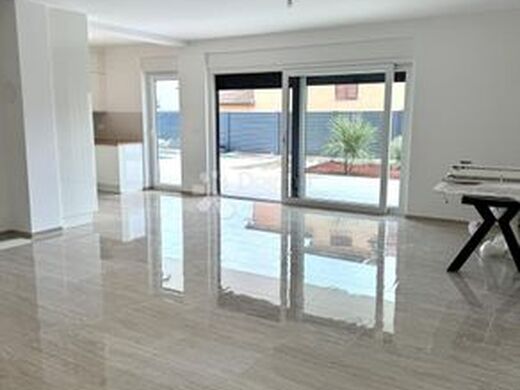 Luxury Apartment for sale in Novigrad, 525 000 €, Photo 3