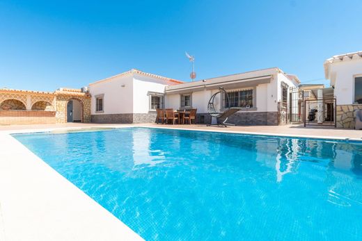 Maison de luxe à vendre à Torrevieja, 530 000 €, Photo 4