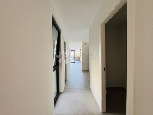 Luxury Apartment for sale in Novigrad, 559 000 €, Photo 5