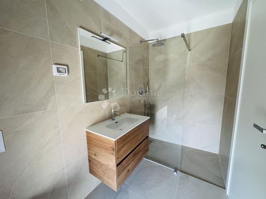 Luxury Apartment for sale in Novigrad, 469 000 €, Photo 6