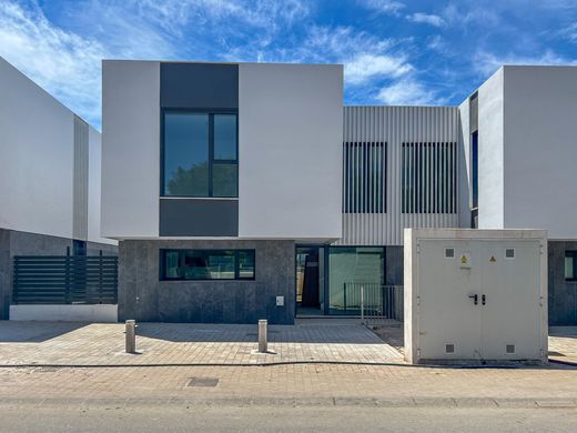 Luxury House for sale in Elviria, 950 000 €, Photo 7