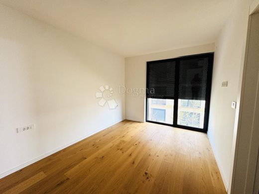Luxury Apartment for sale in Novigrad, 559 000 €, Photo 7
