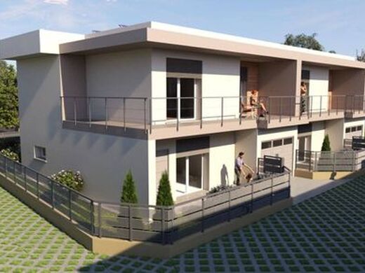 Luxury House for sale in Gavirate, 464 000 €, Photo 3