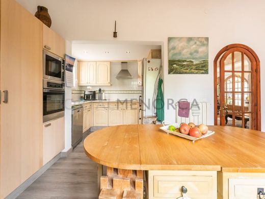 Luxury House for sale in Es Castell, 699 000 €, Photo 5