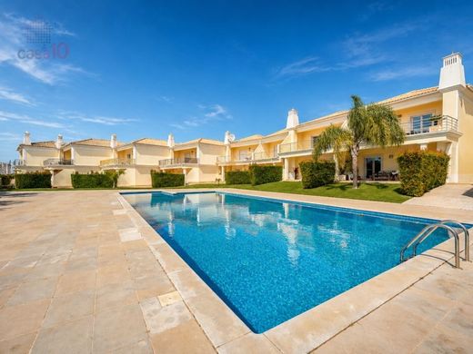 Luxury House for sale in Albufeira, 799 000 €, Photo 1