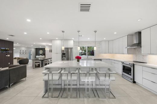 Luxury House for sale in Pompano Beach, 1 417 165 €, Photo 1