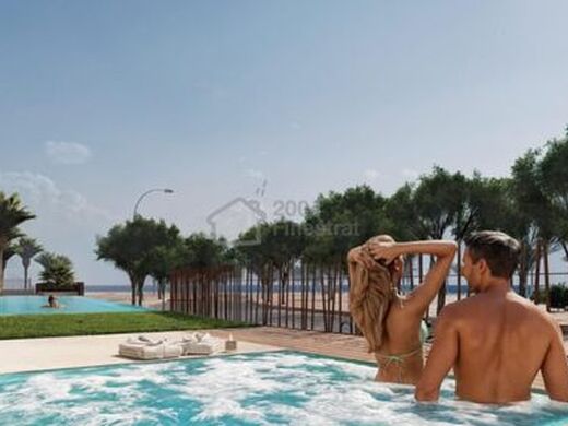 Luxury Apartment for sale in Villajoyosa, 735 000 €, Photo 2