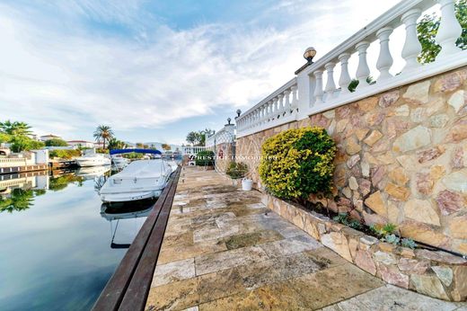 Luxury House for sale in Empuriabrava, 1 263 000 €, Photo 2