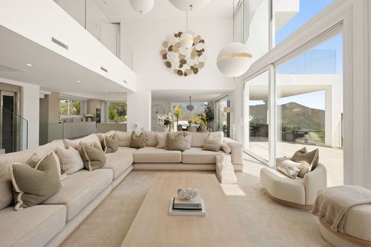 Luxury House for sale in Marbella, 2 899 000 €, Photo 2