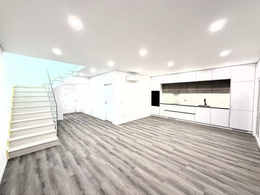 Maison de luxe à vendre à Torres Vedras, 480 000 €, Photo 3