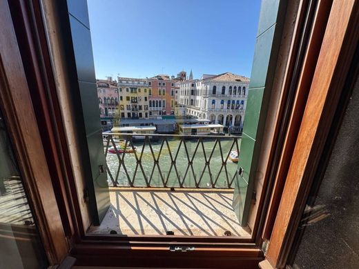 Luxury Apartment for sale in Venice, 1 380 000 €, Photo 2