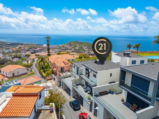 Maison de luxe à vendre à Câmara de Lobos, 540 000 €, Photo 2