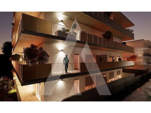 Luxury Apartment for sale in Viseu, 410 000 €, Photo 7