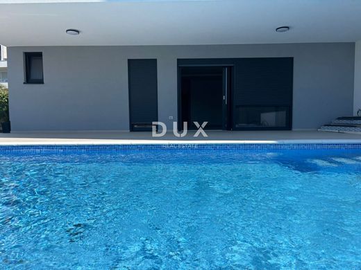 Appartement de luxe à vendre à Novigrad, 515 000 €, Photo 4