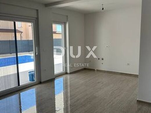 Appartement de luxe à vendre à Novigrad, 515 000 €, Photo 6