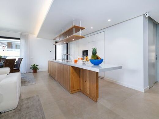 Luxury Apartment for sale in Quarteira, 725 000 €, Photo 7