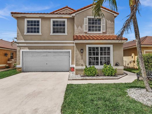 Luxury House for sale in Coral Springs, 558 277 €, Photo 1