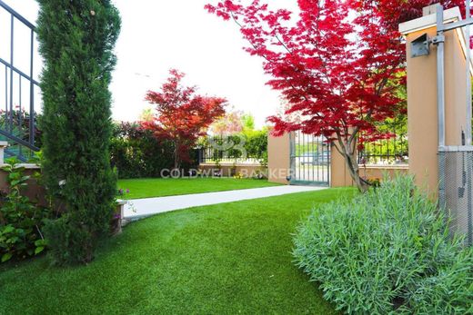 Maison de luxe à vendre à Sirmione, 745 000 €, Photo 4