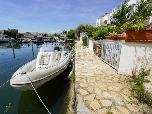 Maison de luxe à vendre à Empuriabrava, 450 000 €, Photo 1