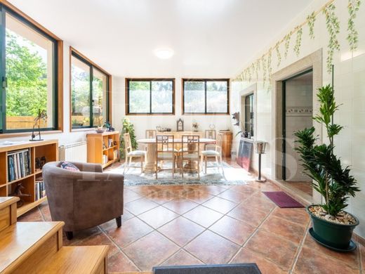 Luxury House for sale in Santa Maria Da Feira, 989 000 €, Photo 2
