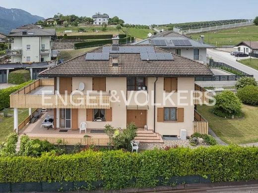 Maison de luxe à vendre à Tenna, 630 000 €, Photo 6