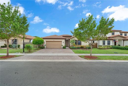 Luxury House for sale in Homestead, 554 601 €, Photo 1