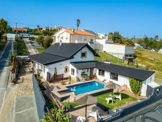 Luxury House for sale in Alcobaça, 950 000 €, Photo 1