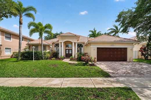 Luxury House for sale in Pembroke Pines, 794 385 €, Photo 1