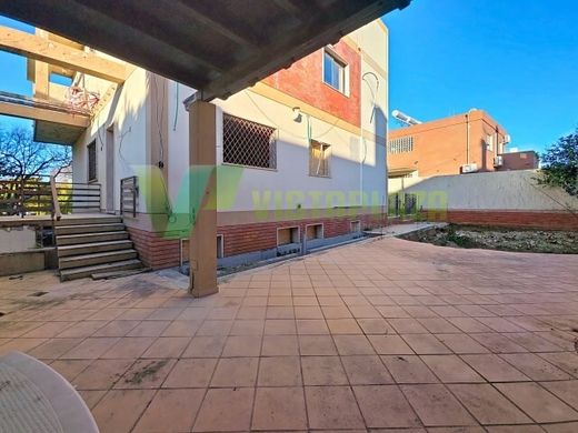 Luxury House for sale in Portimão, 820 000 €, Photo 4