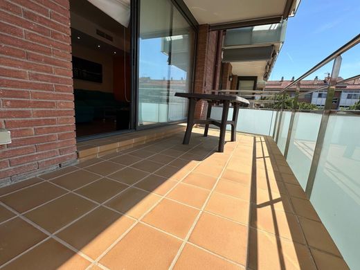 Luxury Apartment for sale in Gavà, 650 000 €, Photo 4