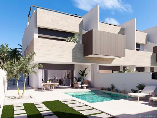 Luxury House for sale in Pilar de La Horadada, 459 000 €, Photo 1