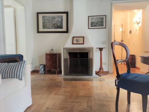 Luxury Apartment for sale in Rome, 580 000 €, Photo 3