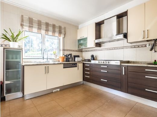 Maison de luxe à vendre à Tavarede, 473 000 €, Photo 4