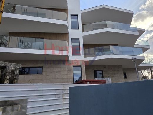 Luxury Apartment for sale in Viseu, 505 000 €, Photo 1