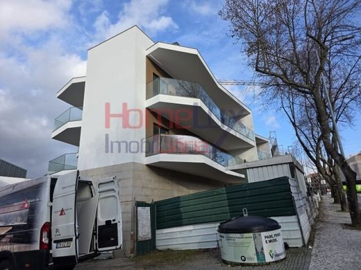 Luxury Apartment for sale in Viseu, 675 000 €, Photo 1