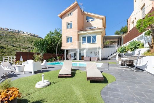 Maison de luxe à vendre à Chiva, 449 000 €, Photo 1