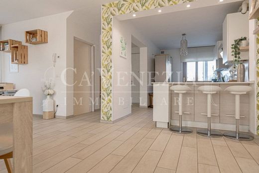 Luxury Apartment for sale in Venice, 795 000 €, Photo 2