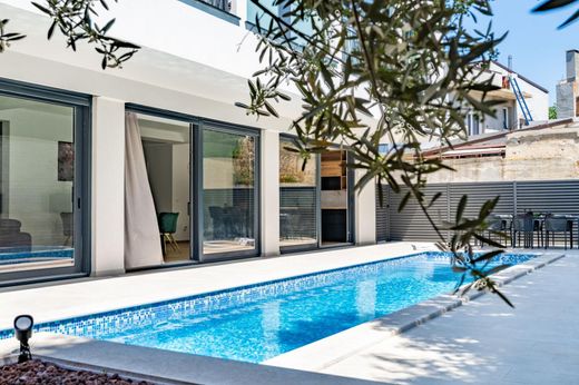 Luxury House for sale in Rovinj, 1 200 000 €, Photo 1