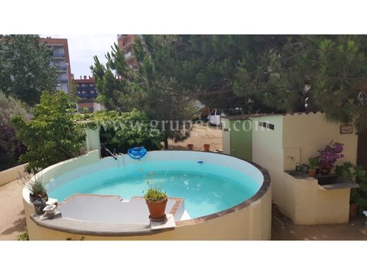 Luxury House for sale in Vilassar de Mar, 1 250 000 €, Photo 2