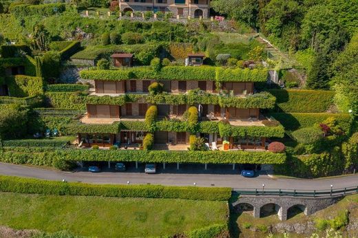 Luxury Apartment for sale in Menaggio, 850 000 €, Photo 2
