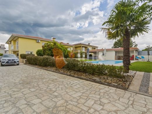 Luxury House for sale in Vila Verde, 665 000 €, Photo 7