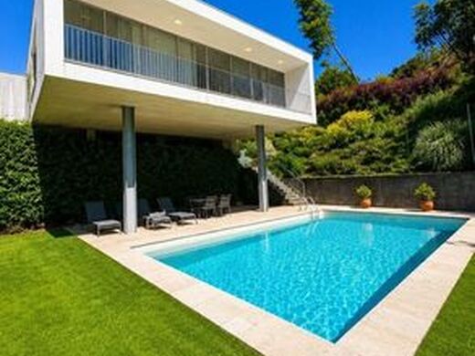 Luxury House for sale in Fornelos, 545 000 €, Photo 1
