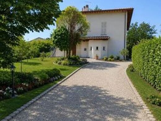 Luxury House for sale in Quarrata, 580 000 €, Photo 1