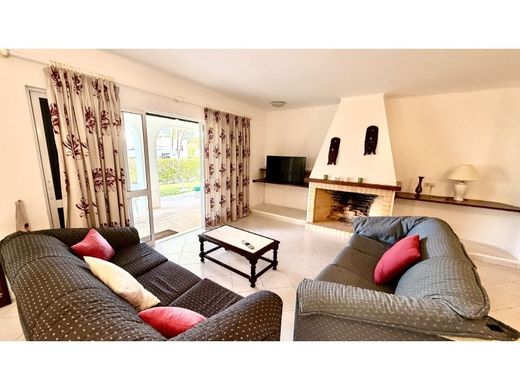 Luxury House for sale in Albufeira, 750 000 €, Photo 1