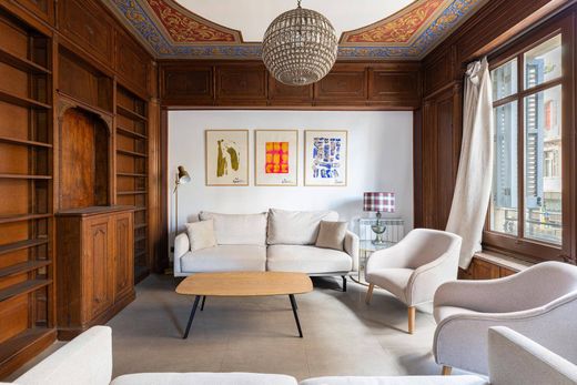 Luxury Apartment for sale in Barcelona, 810 000 €, Photo 5
