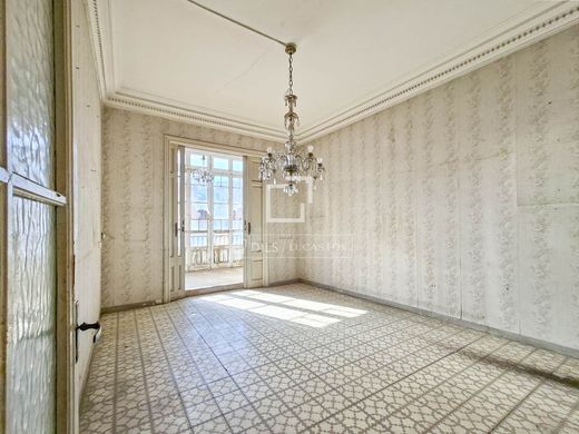 Appartement de luxe à vendre à Barri Gòtic, 675 000 €, Photo 1