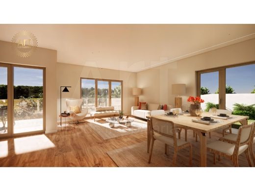 Maison de luxe à vendre à Torres Vedras, 630 000 €, Photo 2